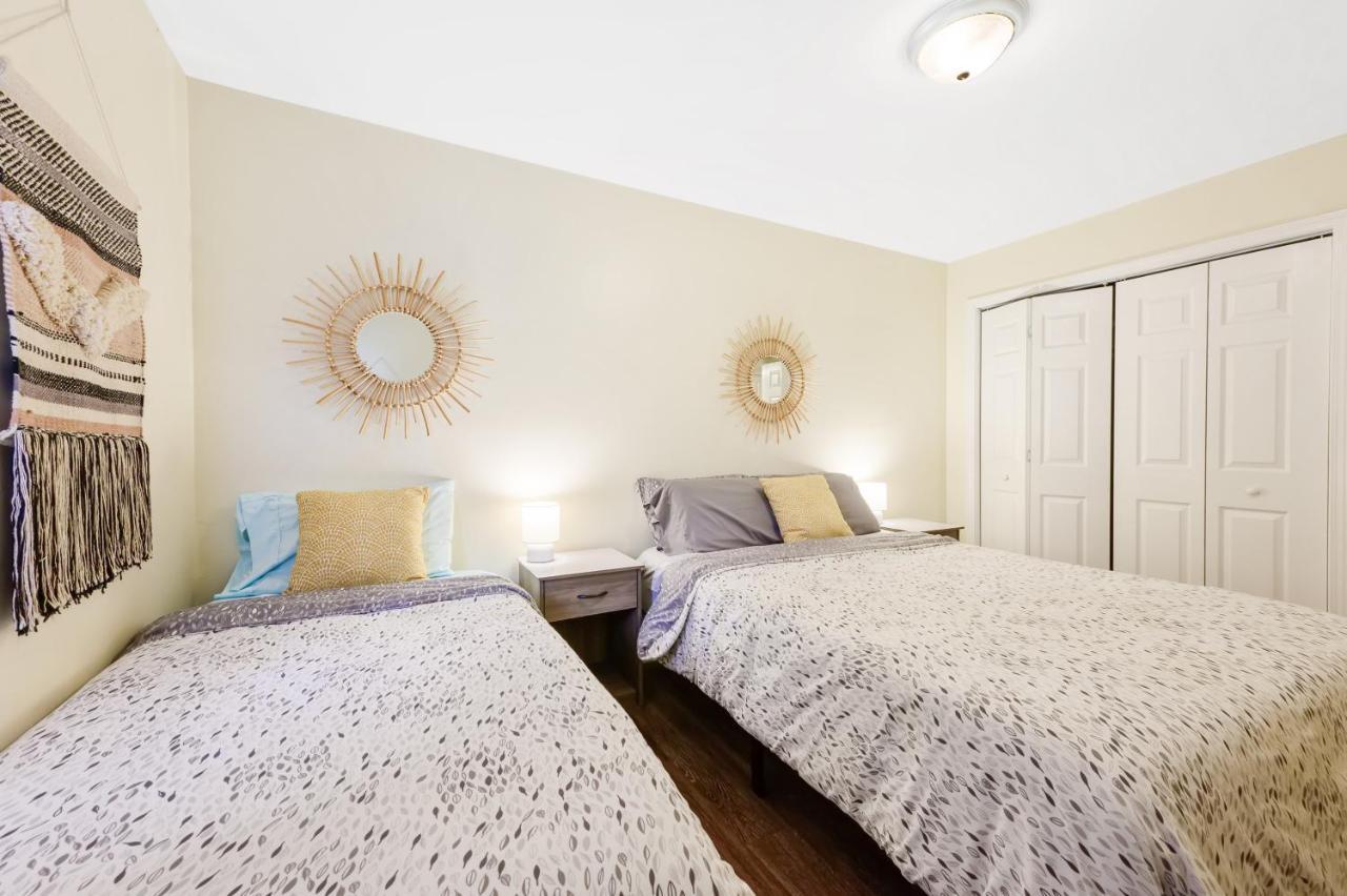 דורהאם Dapper Digs - King Bed - Long Term Stays - Duke מראה חיצוני תמונה